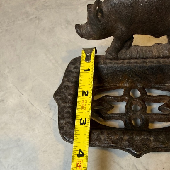 Rustic Cast Iron Pig Soap Dish - Picture 7 of 7